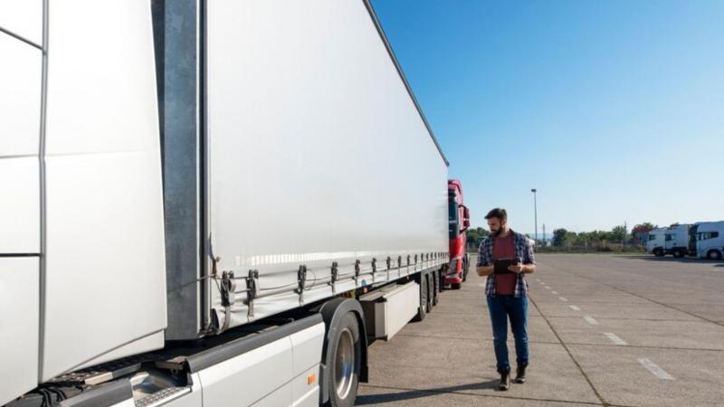 Baú refrigerado Bongo: Conheça a Solução Ideal para Transporte de Alimentos e Bebidas