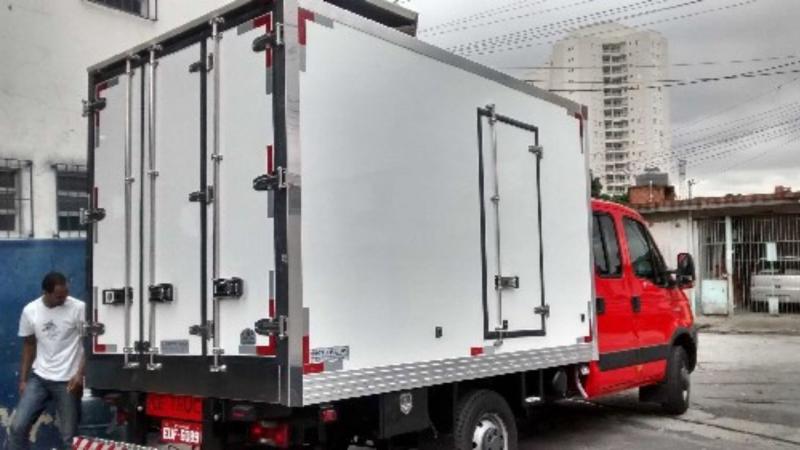 Fabricantes de Baús Frigoríficos e suas Inovações